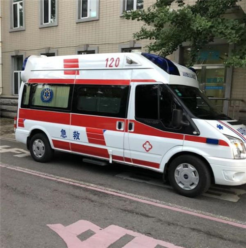 保城镇选择我们的救护车出租,开启安心转院之旅